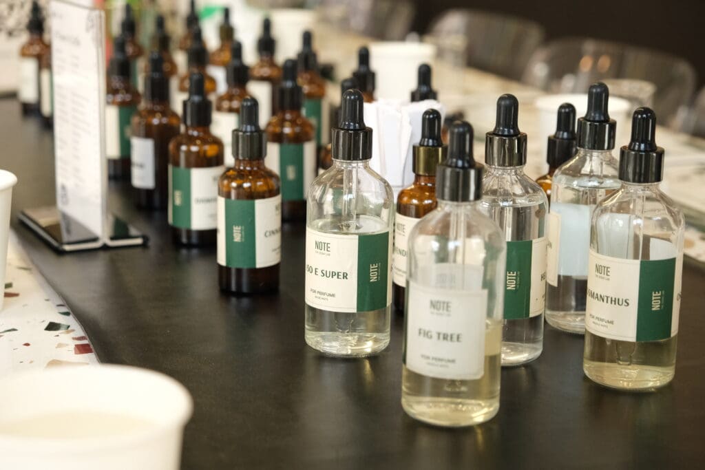 DIY perfume workshop NOTE   The Scent Lab Sen Vietnam
