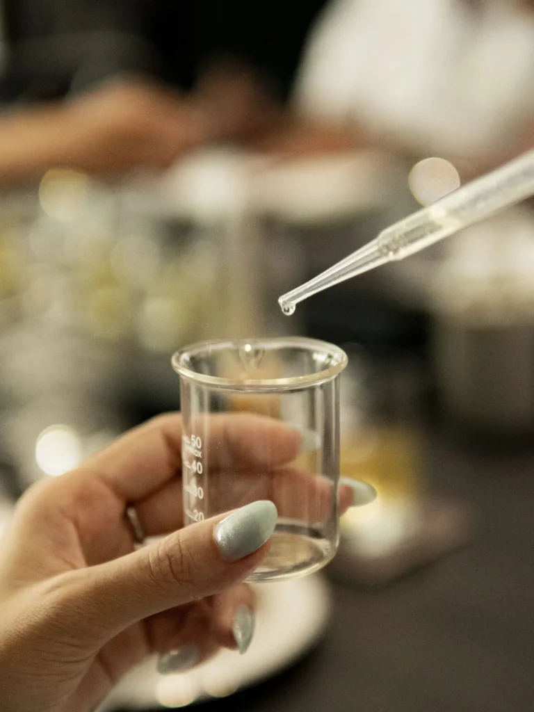 Note41152x1536jpg Perfume Workshop by NOTE The Scent Lab