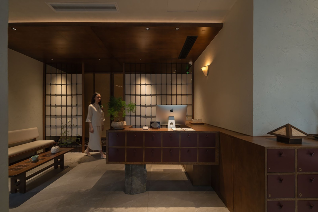 lang spa indoor activities in Saigon