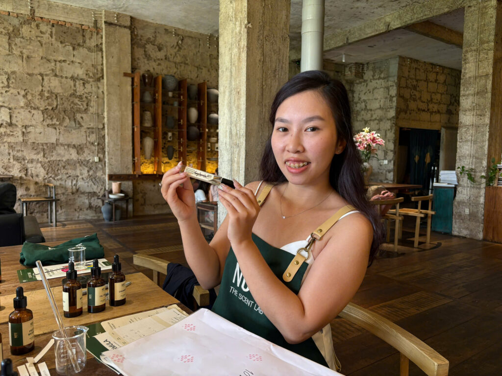 behind the scent note the scent lab perfume workshop for him