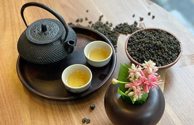 Floating cake and tea tasting Unique experiences in Hanoi Hanoi culinary Tea Tasting Hanoi