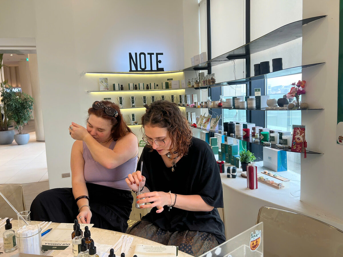 japanesetravelerslottehanoiworkshop Perfume Workshop by NOTE The Scent Lab Japanese tourists at perfume workshop Hanoi Lotte Mall