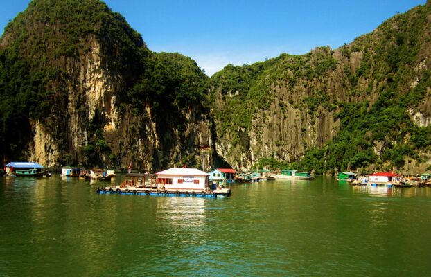 halongsaltfeatured Perfume Workshop by NOTE The Scent Lab Ha Long Bay fishing village Vietnam featured image for NOTE The Scent Lab destination guide ha long sea salt