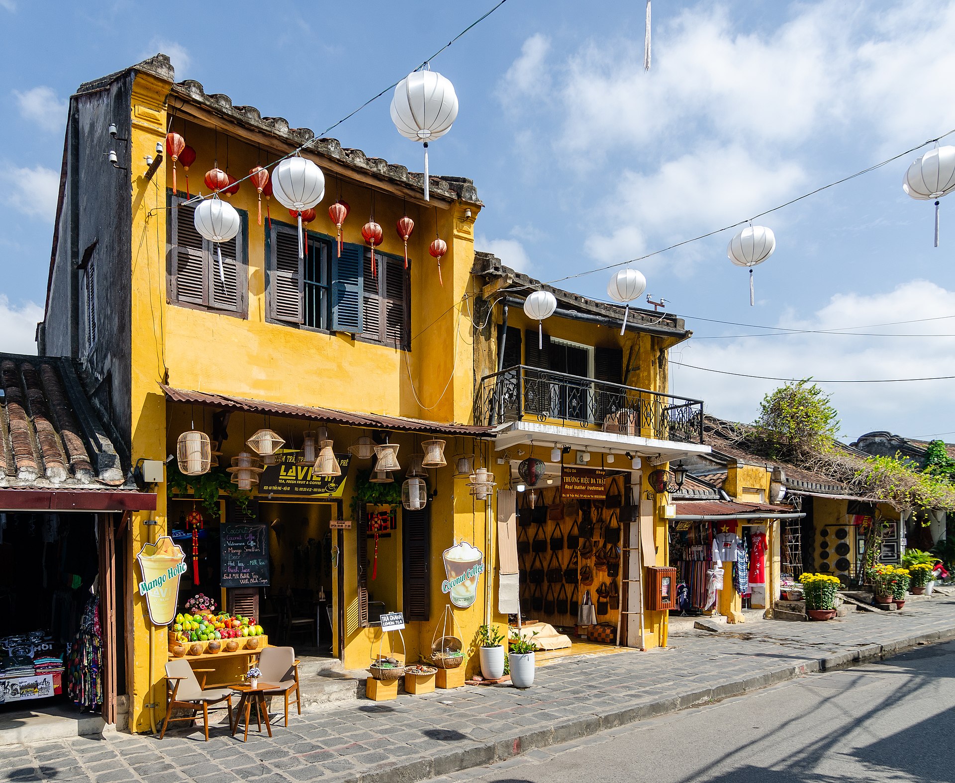 Hoi An Vietnam old town  featured image for NOTE The Scent Lab destination guide  hoi an to saigon